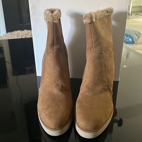 STEVEN NEW YORK MARBELLA FAUX LEATHER HEEL ANKLE BOOTS tan 8.5 - Picture 2 of 12